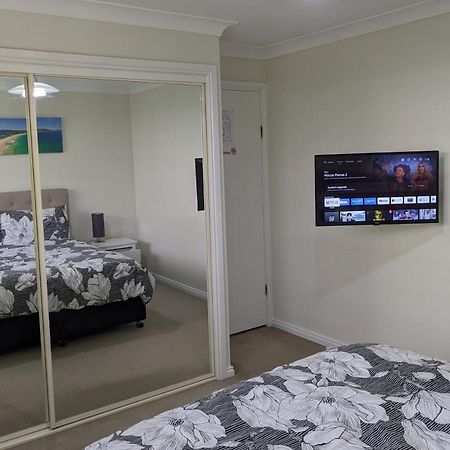 Beachside Villa Ettalong Beach Esterno foto